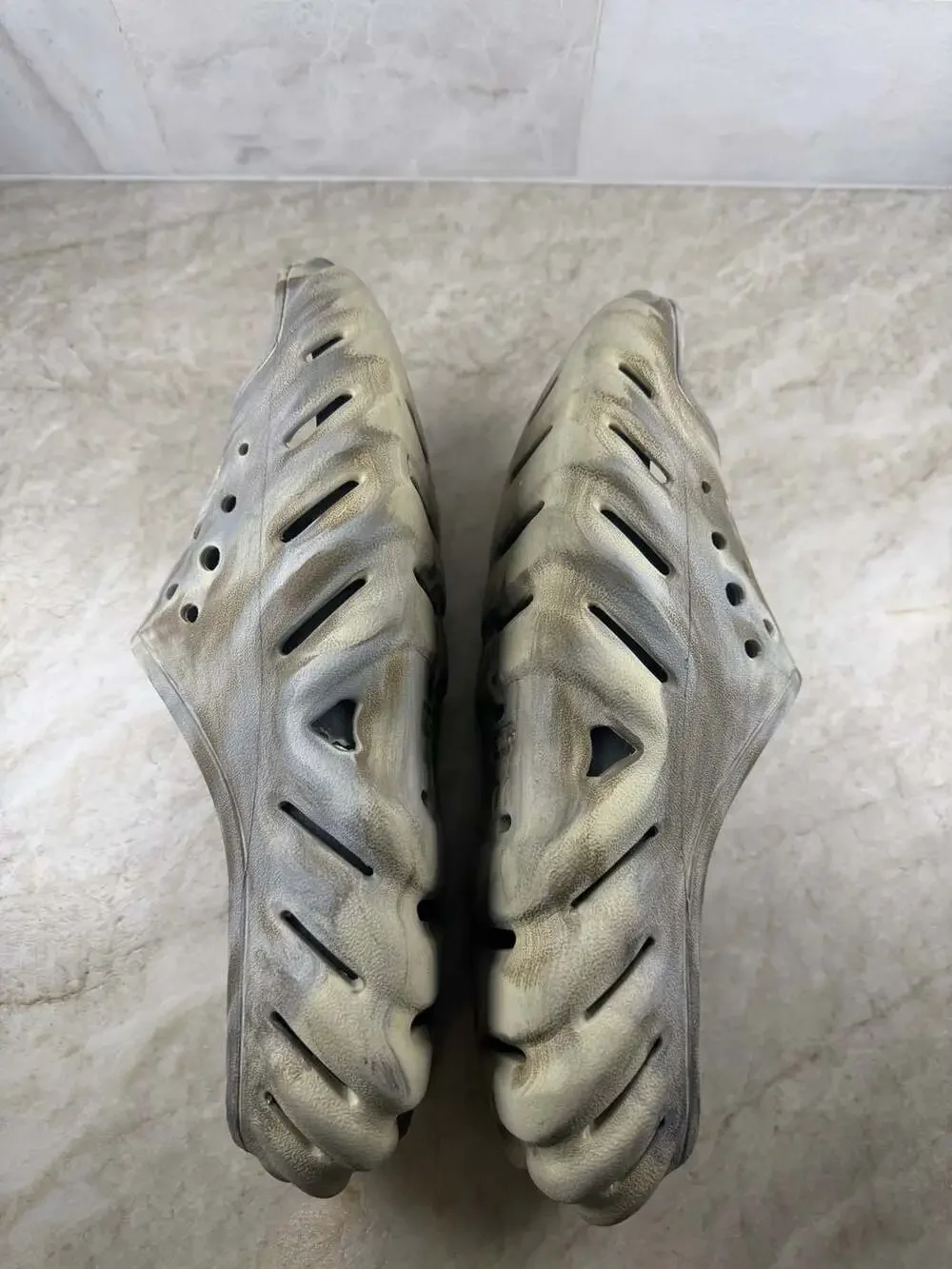 Crocs Echo Marbled Slide Sandals Men’s Size 11 Gray Comfort Recovery Slides
